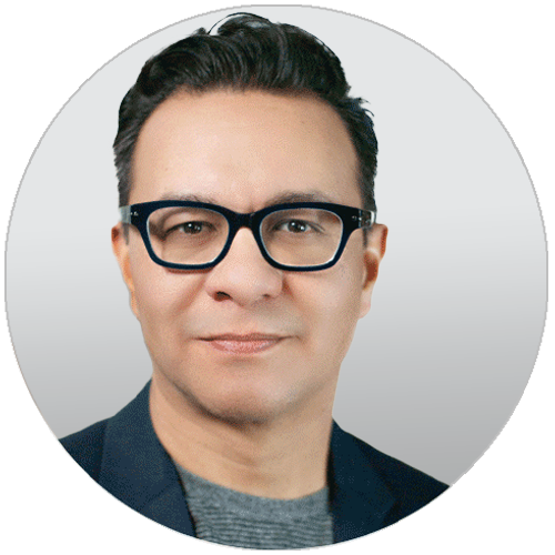 Richard Ángel Vega : Chief Marketing Officer